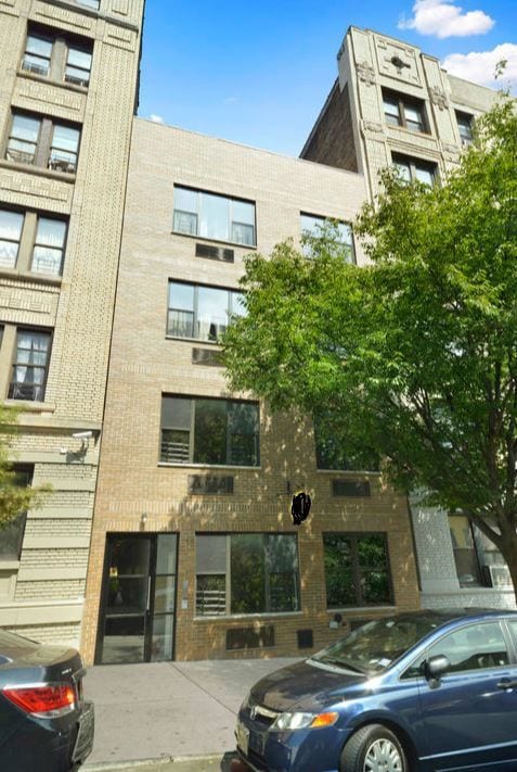 Building Photo - 515 W 169th St