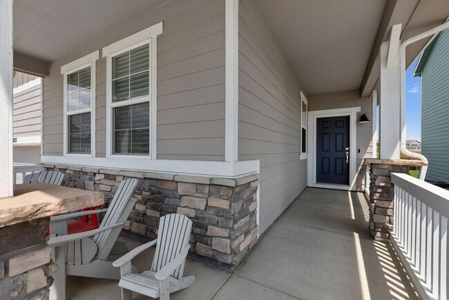 Foto del edificio - 4 Bedroom, 2 bath in Fort Collins - Backs ...