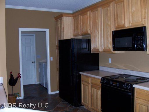 Building Photo - 9148 Boehm Dr