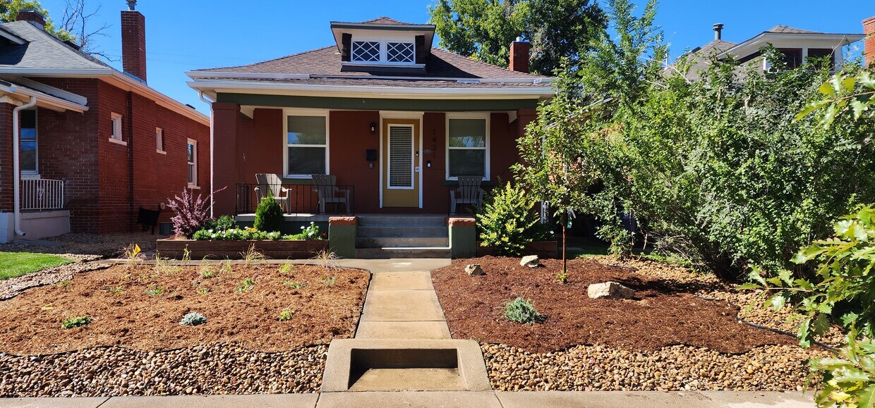 Foto principal - 1431 Newton St