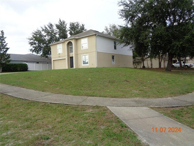 Building Photo - 1914 Lynn River Dr