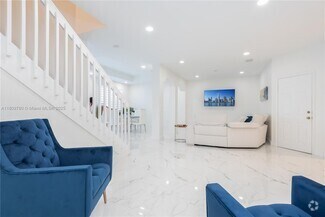 Building Photo - 15323 SW 9th Way