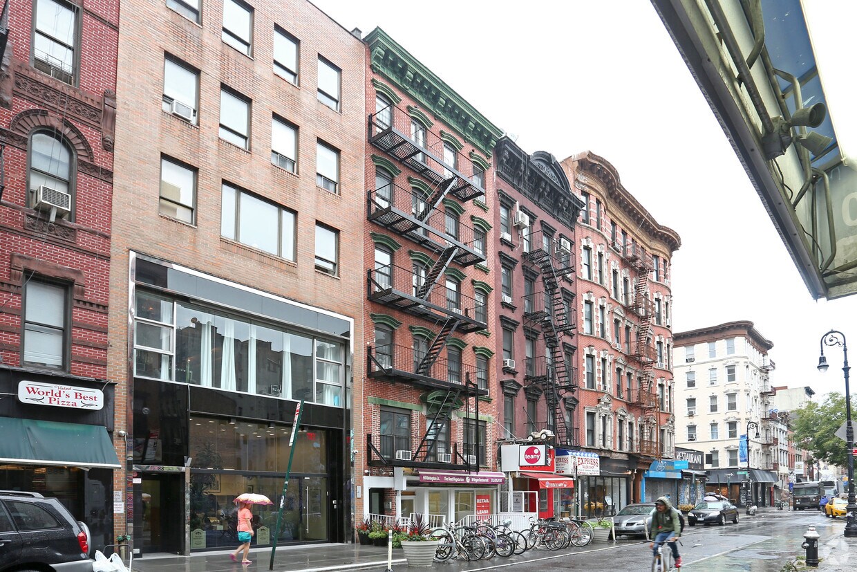 Building Photo - 90 Rivington St