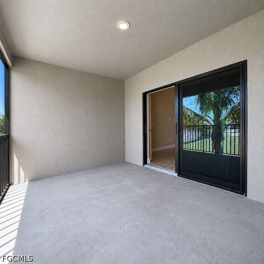 Building Photo - 4109 SW 8th Pl