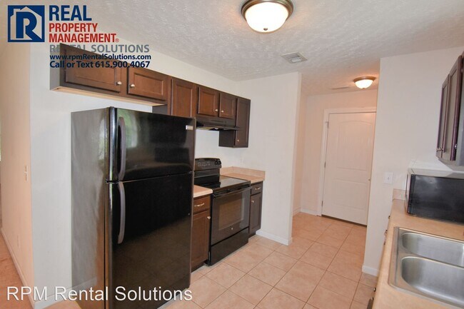 Building Photo - 5 br, 3 bath House - 1540 Passage Dr.