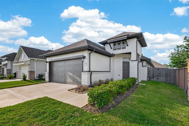 Building Photo - 20702 Wilde Redbud Trl