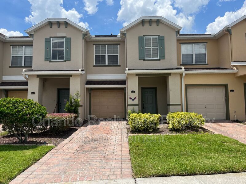 Primary Photo - 16621 Cedar Crest Dr