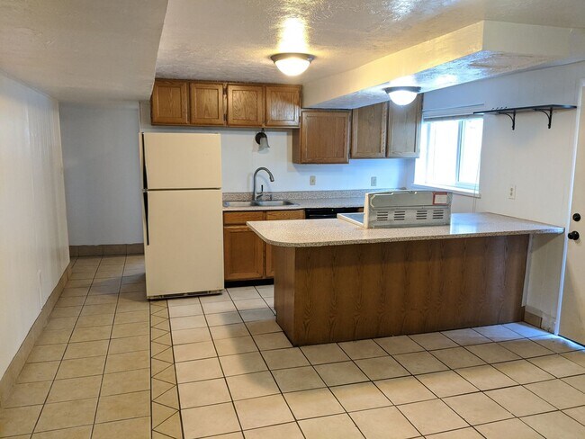 Foto del edificio - Fantastic Basement Apartment