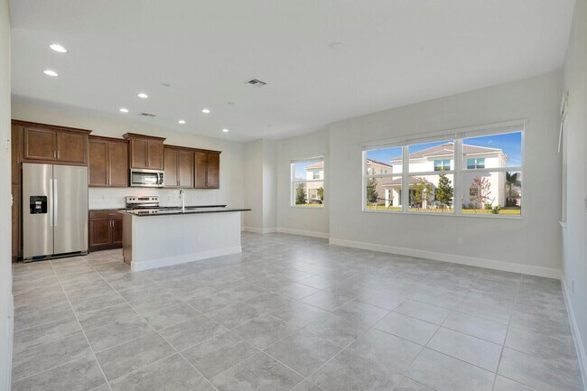 Building Photo - 14959 RedCove Pl