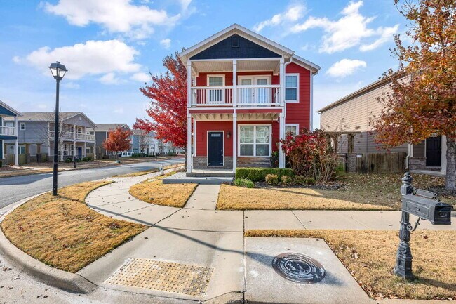 Building Photo - 537 N Keats Dr