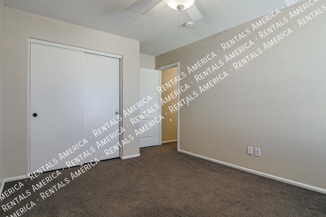 Foto del edificio - 12610 W Medlock Dr