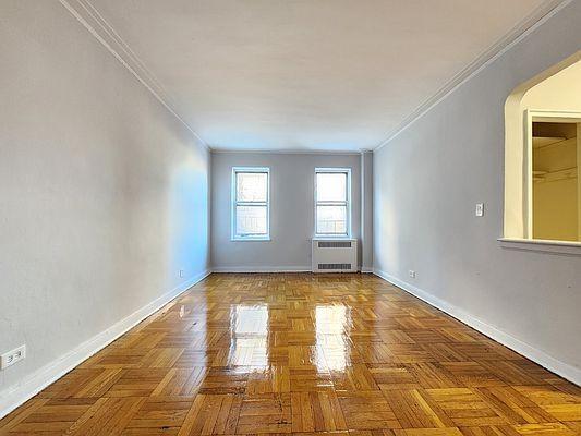 Building Photo - 1 bedroom in BRONX NY 10463