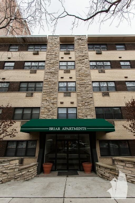 Primary Photo - 1 bedroom in Chicago IL 60657
