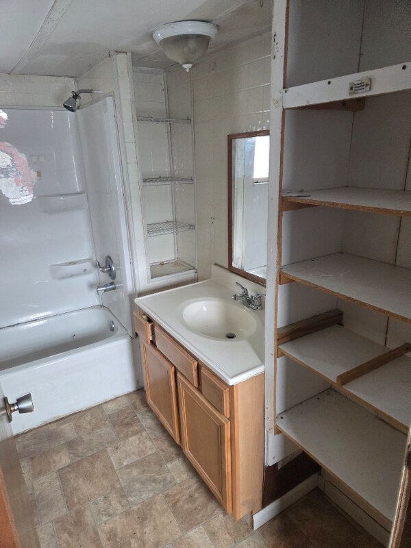 Foto del edificio - 8464 Cleveland Ave NW