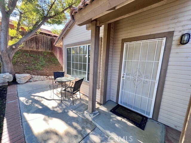 Building Photo - 25911 Faircrest Cir