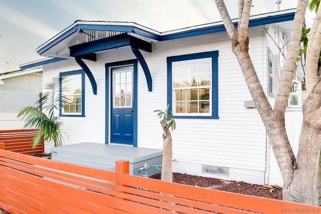 Building Photo - North Park Charmer!
