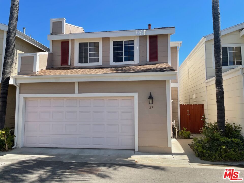 Foto principal - 17726 Kinzie St