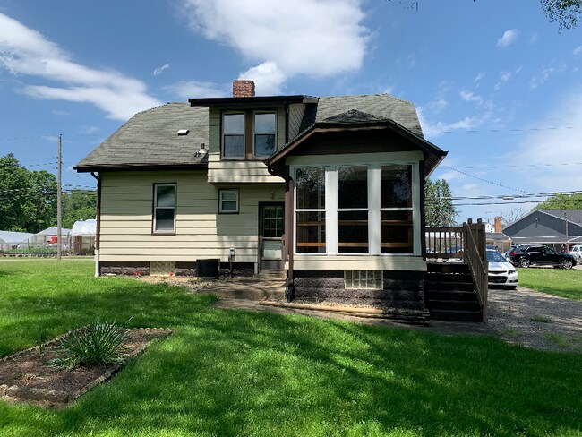 Building Photo - 3158 Hayne Rd