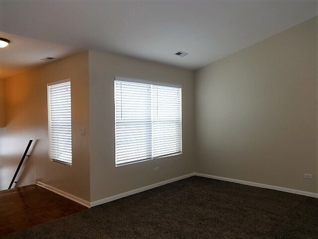 Building Photo - 504 Springwood Drive Unit 504