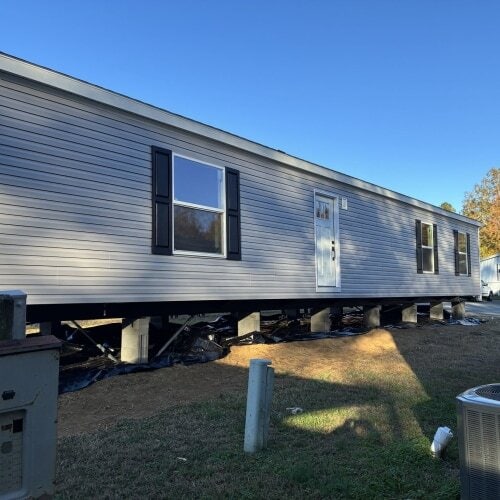 Foto del edificio - 928 Sharpe Rd