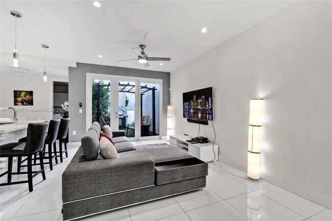 Foto del edificio - 10334 NW 66th St