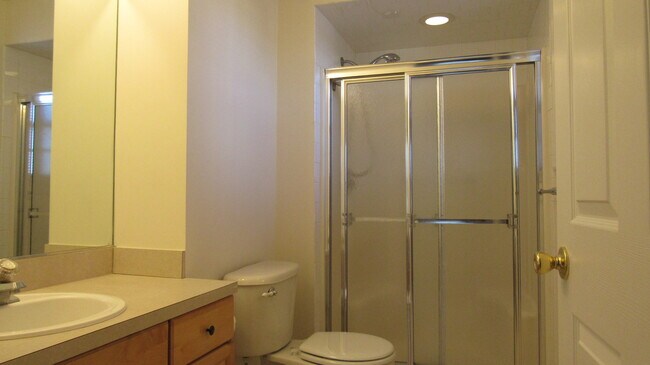 master bath - 83 Park Ave