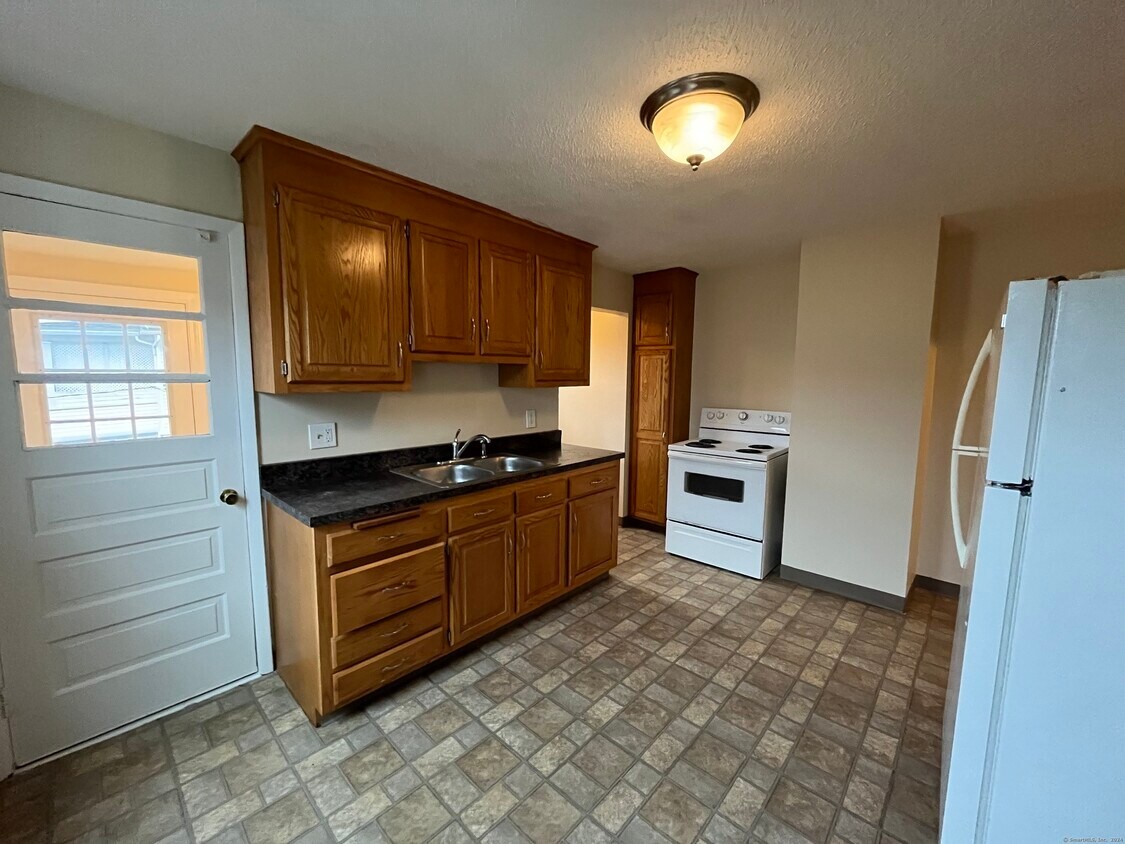 Foto del edificio - 44 Center St