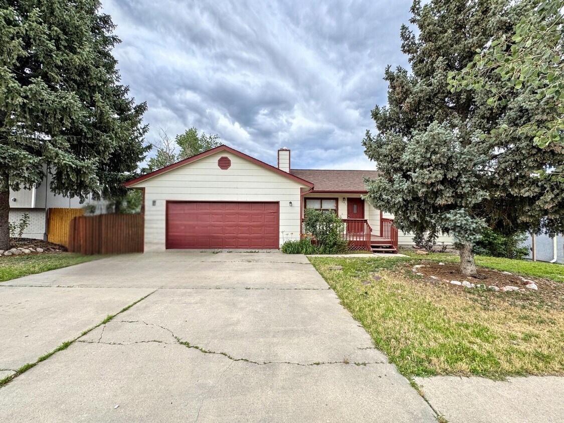 Foto principal - 1191 Stanton St