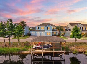 Building Photo - 343 Blue Cypress Dr