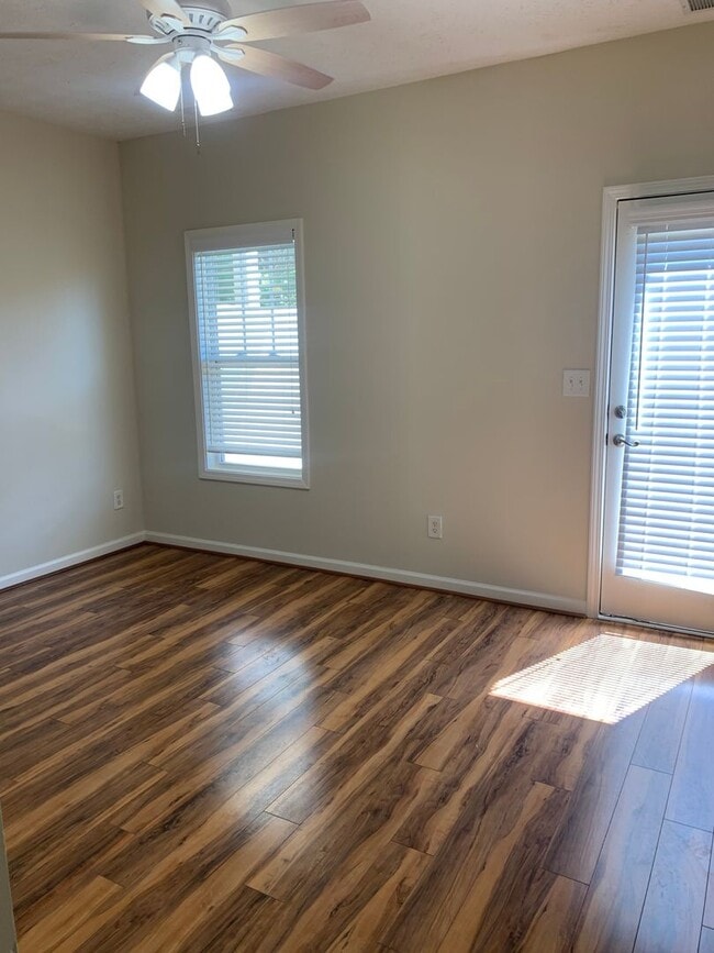 Foto del edificio - Condo- Townhouse in lake oconee area. Swimming pool, Tennis courts.