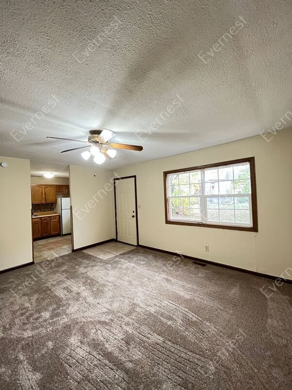 Building Photo - 2638 Norwalk St