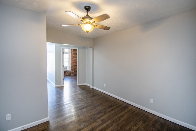 Building Photo - 2705 Leavenworth St