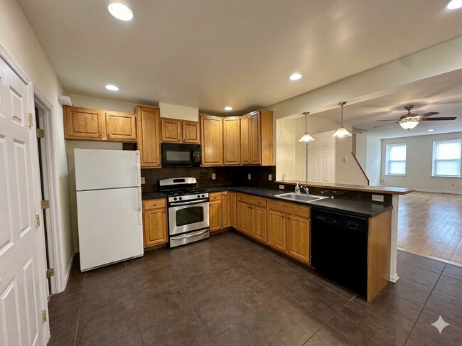 Foto del edificio - 4720 Fowler St