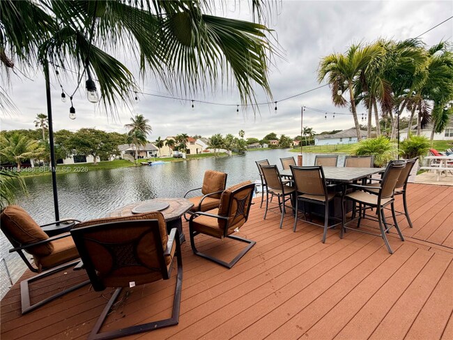 Foto del edificio - 2865 Begonia Way