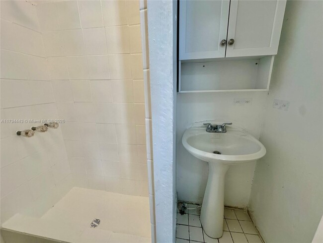 Foto del edificio - 1767 NW 5th St