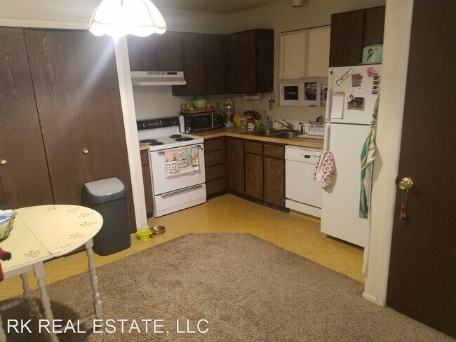 Building Photo - 1734 Azalea Dr
