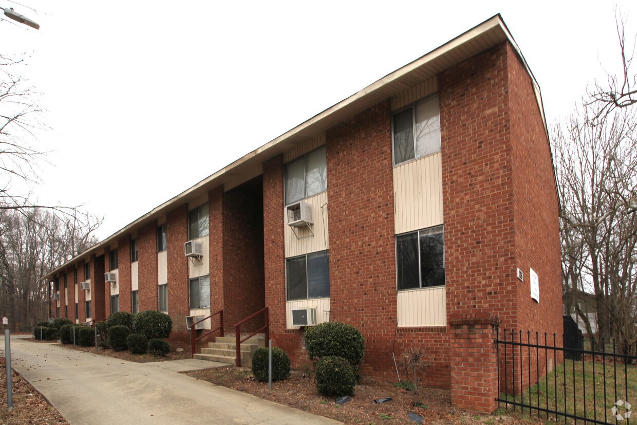 Alamance Church Apartments Apartments in Greensboro, NC