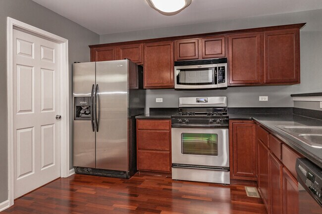 Foto del edificio - 32439 N Mackinac Ln