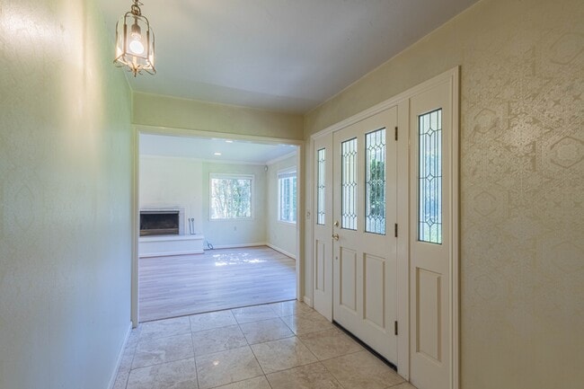 Foto del edificio - 17967 Berta Canyon Rd