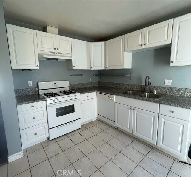 Foto del edificio - 12836 12th St