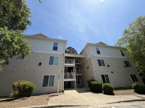 Building Photo - 1521 Graduate Ln