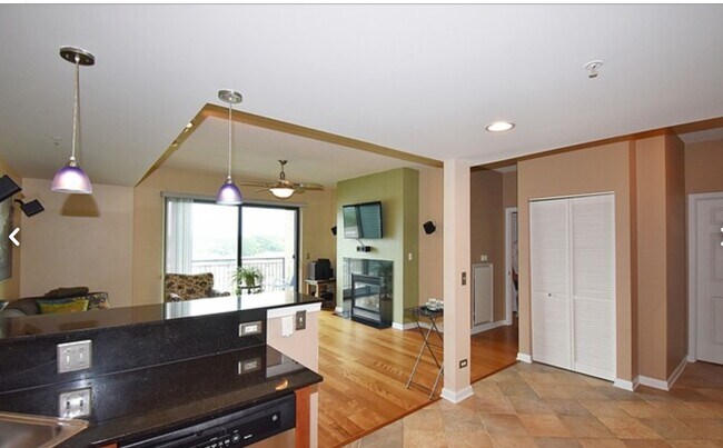 Foto del edificio - 6420 Double Eagle Dr