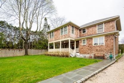 Building Photo - 142 Toylsome Ln