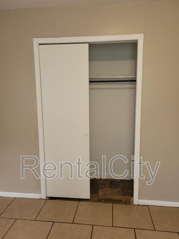 Building Photo - 96 Burks Pl