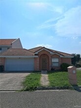 Building Photo - 800 Colorado Ct