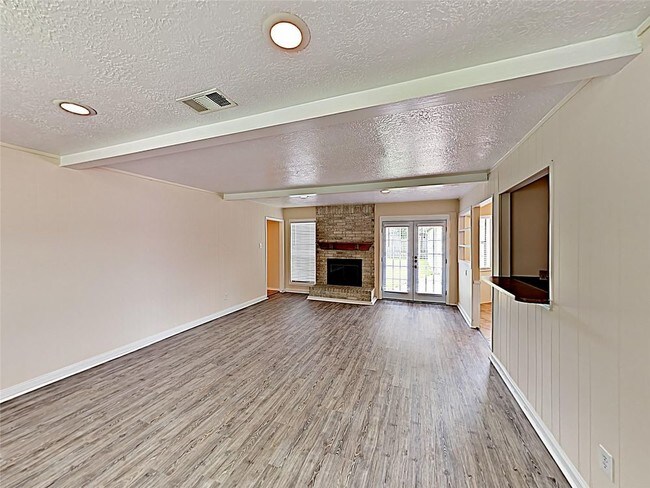 Foto del edificio - 22731 River Birch Drive