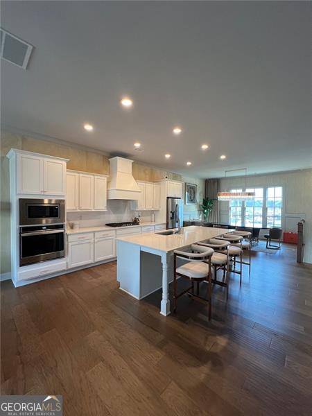 Building Photo - 1915 Skyfall Cir