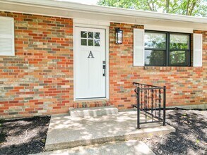 Building Photo - 3405 Balboa Ln
