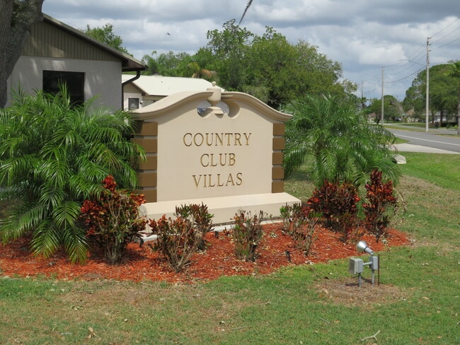 Building Photo - 111 Villaway