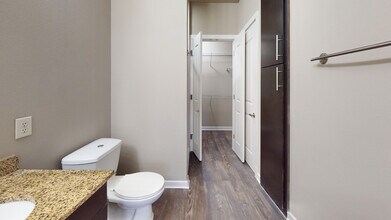 Interior Photo - Savoye